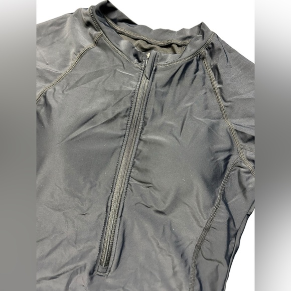 DACI women’s black long sleeve front half zip rashguard surfsuit NWT - Picture 4 of 16